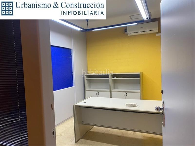 Foto abd60b35-81a1-4edd-a16b-62cc1c559292. Location local commercial dans plaza de la constitucion 19 dans Ciudad Real