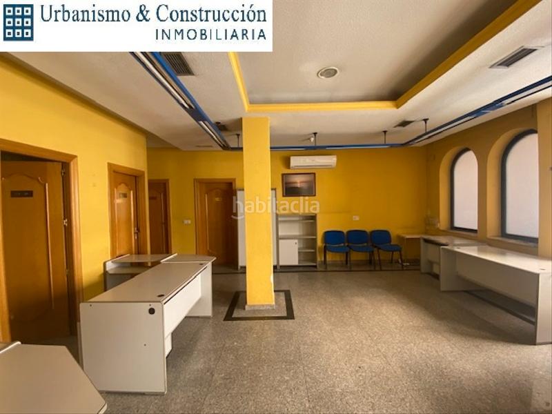 Foto ddcd4165-addf-41aa-af80-15ab0e9e9b62. Rent business premise in plaza de la constitucion 19 in Ciudad Real