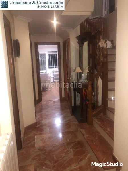 Foto 1958fc10-cf1a-44e8-9f91-f1fca4ff3d01. Casa pareada estupendo pareado en venta en Ciudad Jardín Ciudad Real
