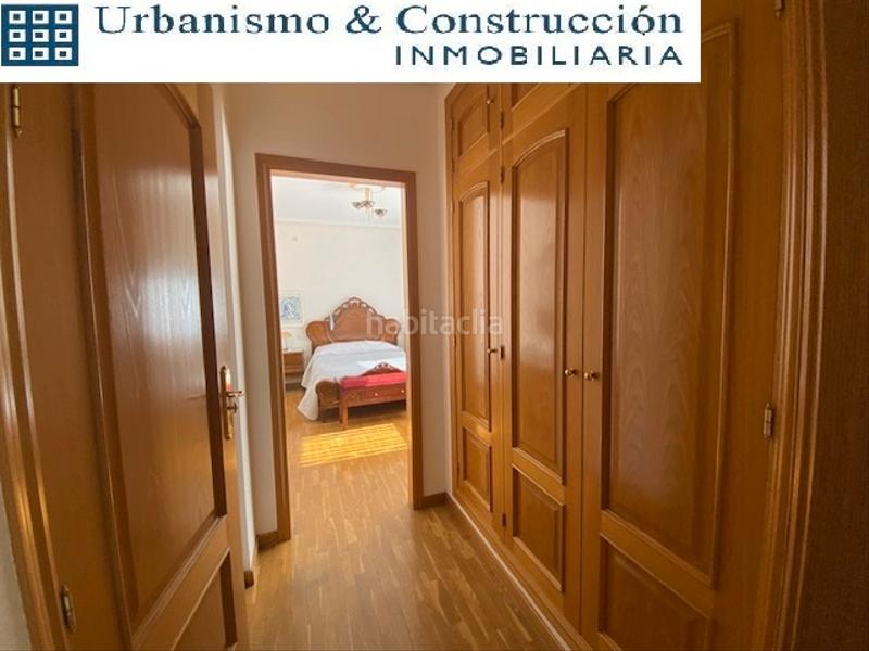 Foto 493d5092-4573-4b31-b06c-efed7aad3cd2. Casa a schiera con camino riscaldamento parcheggio in Ciudad Real