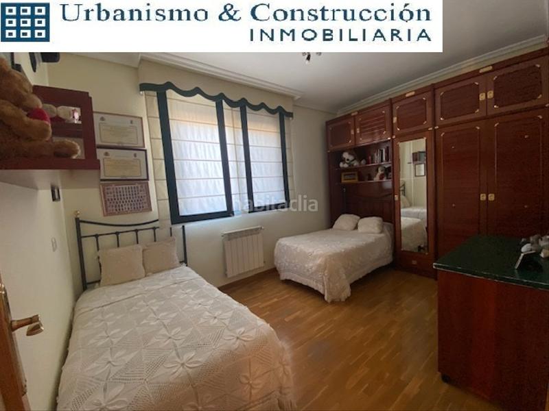 Foto ba517d9c-c565-48dd-8709-ce0fcdefc0f5. Casa a schiera con camino riscaldamento parcheggio in Ciudad Real