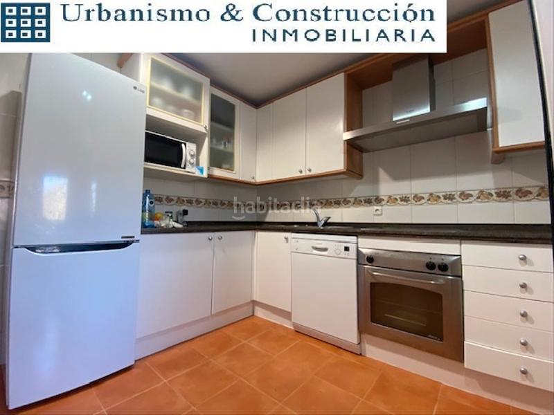 Foto f15a6f3b-156a-4d6f-89f6-f88d0b3f24df. Casa a schiera con camino riscaldamento parcheggio in Ciudad Real