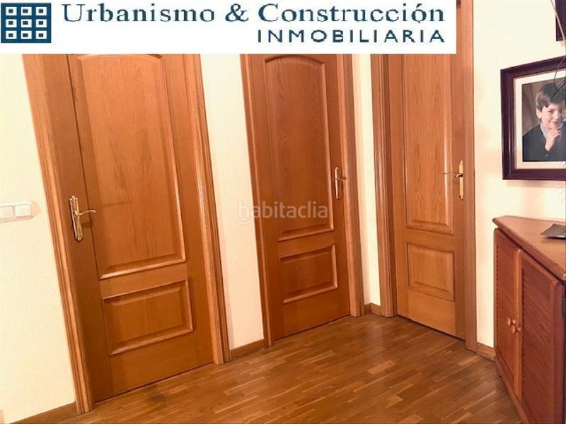 Foto 160c3c60-bbf6-49f6-bb72-c65048ee3a55. Semi detached house with fireplace heating parking in Ciudad Real