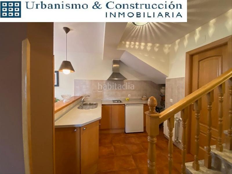 Foto aca82a68-c877-46c6-9a7d-d02562944fad. Semi detached house with fireplace heating parking in Ciudad Real