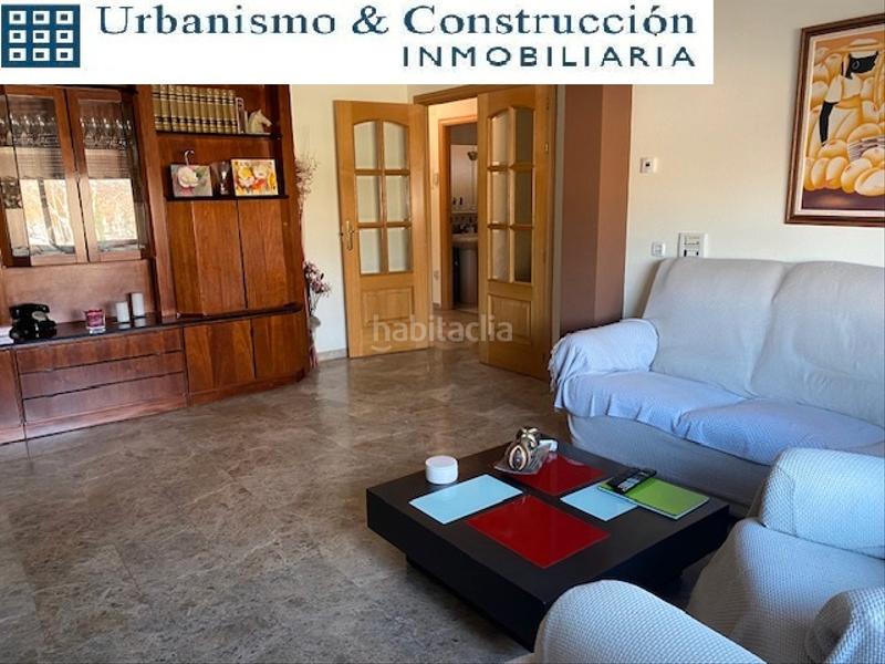 Foto b4a16ab4-b719-4b6f-9f28-99c3c1971b44. Semi detached house with fireplace heating parking in Ciudad Real