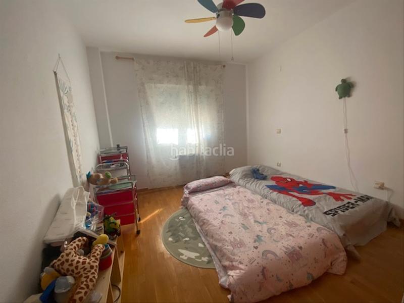 Foto 471141d5-4c31-4c33-88e1-f3660f521d0c. Casa adossada amb xemeneia calefacció aparcament piscina a Ciudad Real