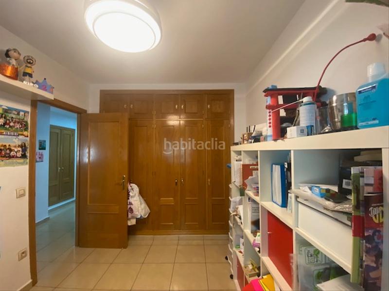 Foto a5be0c50-4d4e-4340-a54c-1786e7b1faf5. Casa adossada amb xemeneia calefacció aparcament piscina a Ciudad Real