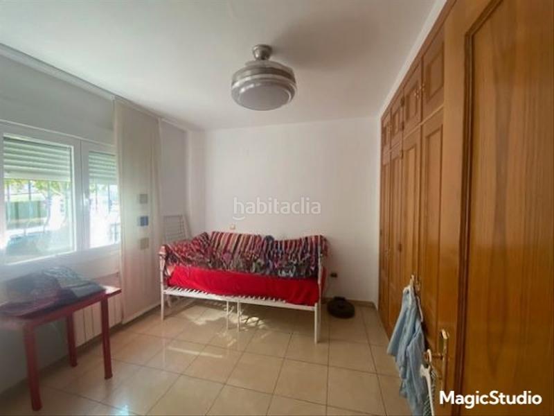 Foto bbd15d74-1c9d-4ce6-a229-d7c95126694c. Casa adossada amb xemeneia calefacció aparcament piscina a Ciudad Real