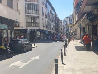 Local Comercial en Calle de la Paloma 1D