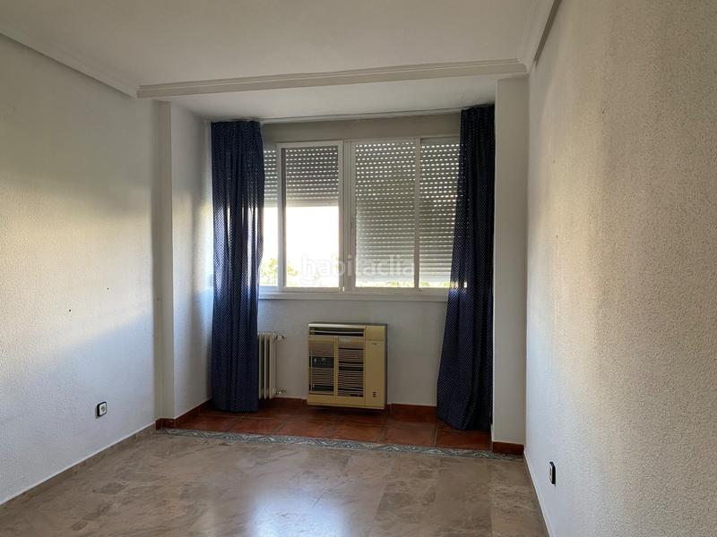 Foto 5505406f-7206-4f46-8185-f1bfba22b961. Casa adossada amb xemeneia calefacció aparcament a Ciudad Real