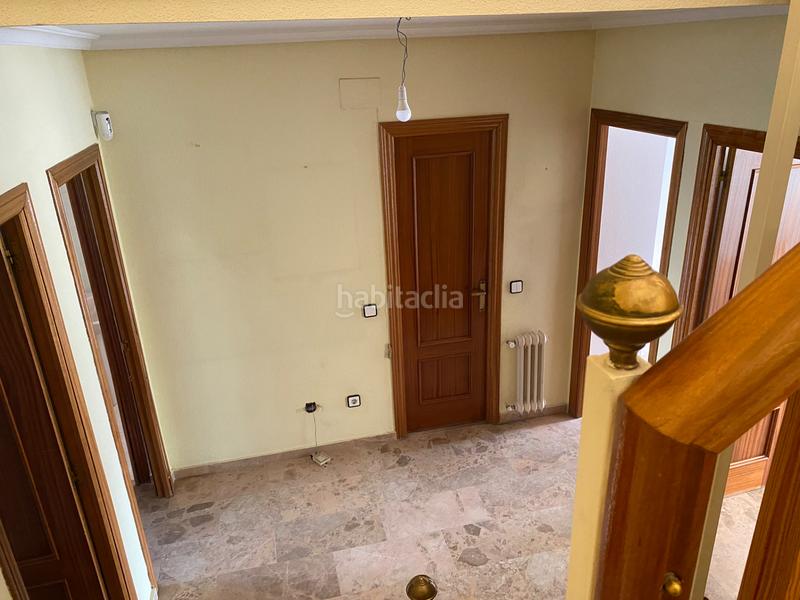 Foto 66a9f68a-3315-4fbf-80ec-5f47502c4ba2. Casa adossada amb xemeneia calefacció aparcament a Ciudad Real