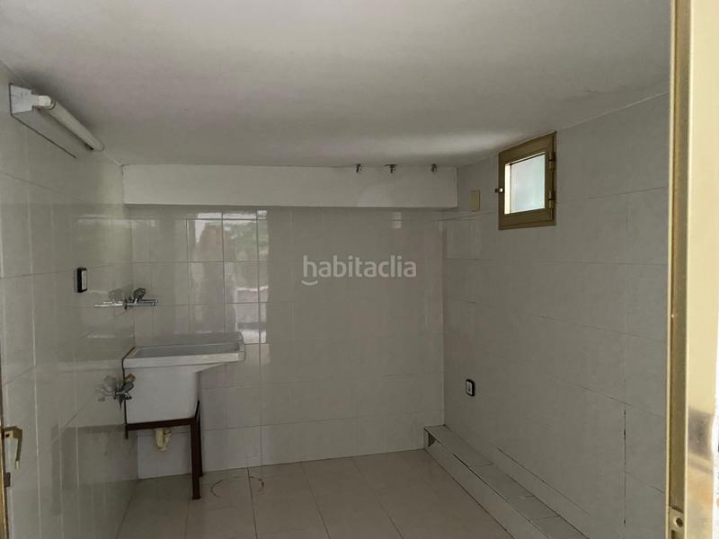 Foto 8705221c-e1e8-433e-b96a-44b8e9071149. Casa adossada amb xemeneia calefacció aparcament a Ciudad Real