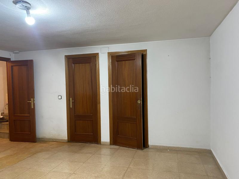 Foto 89575f01-5506-4c1b-a4b0-d82c3d3dc1c3. Casa adossada amb xemeneia calefacció aparcament a Ciudad Real