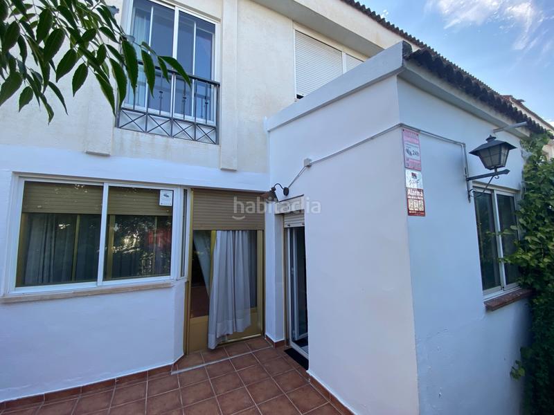 Foto 917f3007-aaf6-41a0-bc22-bb97f8900232. Casa adossada amb xemeneia calefacció aparcament a Ciudad Real