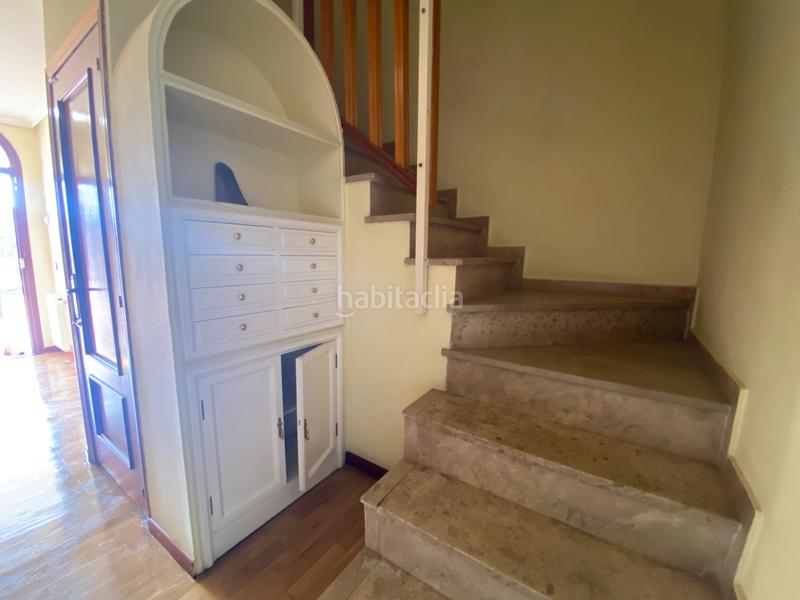 Foto d78b64f1-ba8f-47a5-b24e-610dbb9e3cbd. Casa adossada amb xemeneia calefacció aparcament a Ciudad Real