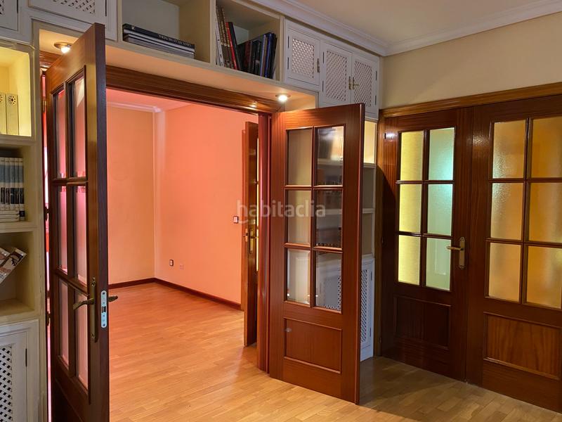 Foto d85e586f-532b-492e-8ef2-8b7f3b438b0b. Casa adossada amb xemeneia calefacció aparcament a Ciudad Real