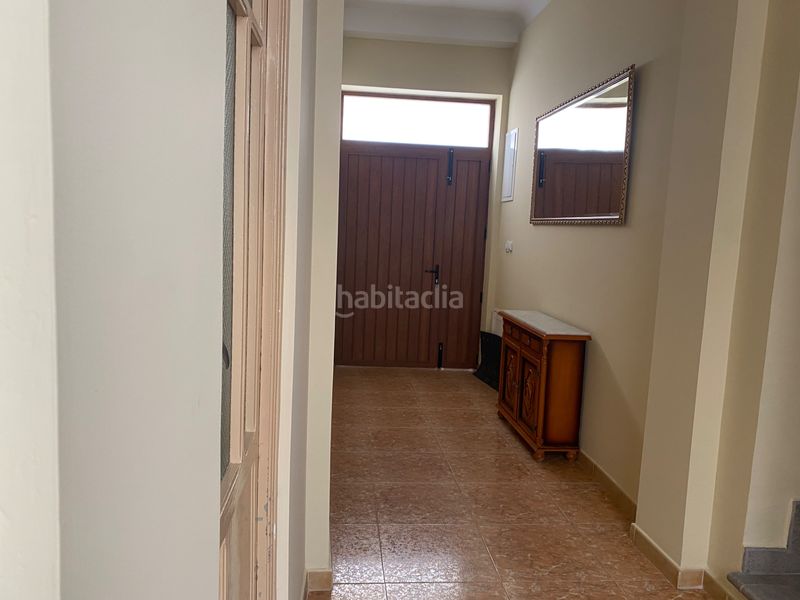 Foto 7dcf12f7-5063-456e-ba20-959c31fa8b15. Casa adosada en calle real 35 lote casa, local y piso en Malagón
