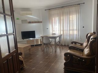 Affitto Appartamento in Ronda de calatrava 22. Piso todo exterior