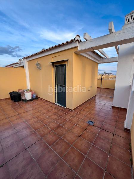 Foto 58582bb7-6cd0-4aa5-b209-74cded2b1f8d. Lloguer casa adossada amb aparcament piscina a Arco Norte - Avda España Dos Hermanas