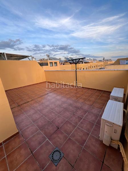 Foto d923f3b2-7af0-4b8e-a1ff-7cd229426c53. Lloguer casa adossada amb aparcament piscina a Arco Norte - Avda España Dos Hermanas