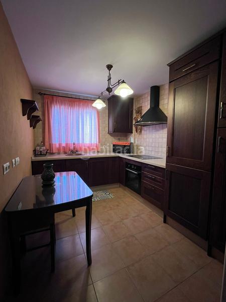 Foto 9df396ce-848a-4b12-b049-290d1d18c2fe. Rent semi detached house with parking pool in Arco Norte - Avda España Dos Hermanas