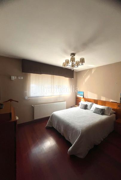 Foto d56e40f8-24de-4bfc-b80e-ec2a42a081c8. Chalet en San Lázaro - Meixonfrío Santiago de Compostela