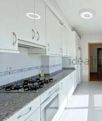 Pis  Praza de carlos casares mouriño. Gran oportunidad!!!! se vende piso en san lazaro !!!! zona comod