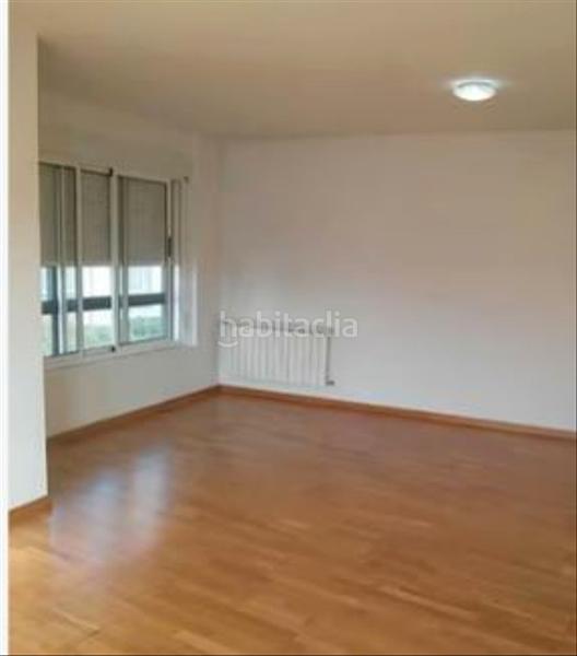 Foto 2c08647a-830d-4cf4-bd2a-9afe2dc2dc0e. Location appartement dans Bertamirans Ames