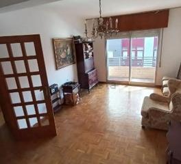 Pis  Rúa calvo sotelo. Gran oportunidad!!! se vende piso con todos los servicios cercan