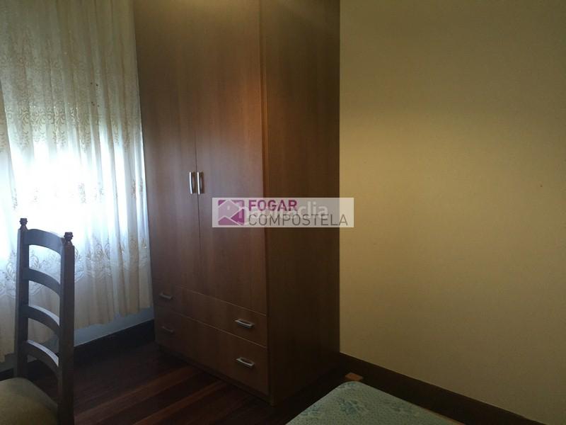 Foto 26df78fc-7ed7-4f62-ab7f-3833e6fa20c4. Alquiler piso se alquila piso en portosín para los meses de verano, muy cerca de la playa. 3 habitaciones y 1 baño. 1.500 euros el mes de julio en Porto do Son