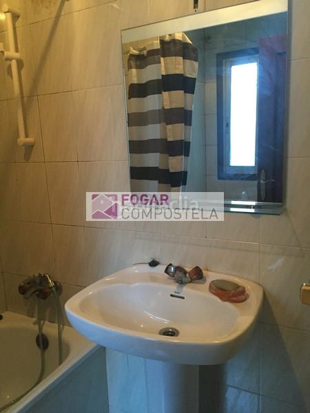 Foto 9e778e96-93eb-44d2-938c-338cb48fa16a. Alquiler piso se alquila piso en portosín para los meses de verano, muy cerca de la playa. 3 habitaciones y 1 baño. 1.500 euros el mes de julio en Porto do Son