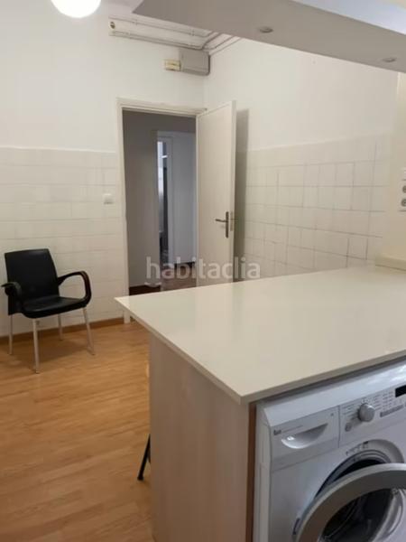 Foto 4796d154-c17f-42e0-b565-a0dfd3766211. Alquiler piso gran oportunidad!!! se alquila piso a estudiantes próximo curso muy amplio y acogedor, en plento centro campus norte y sur. zona d en Santiago de Compostela