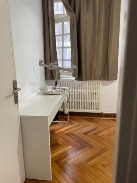 Foto b59be394-12a4-4a0b-8eb2-11bf3c272d95. Location appartement dans Ensanche - Sar Santiago de Compostela