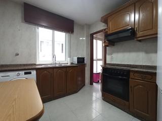 Lloguer Pis  Rúa do campo de santa marta. Gran oportunidad!!! se alquila piso en rúa campo de santa, cerca