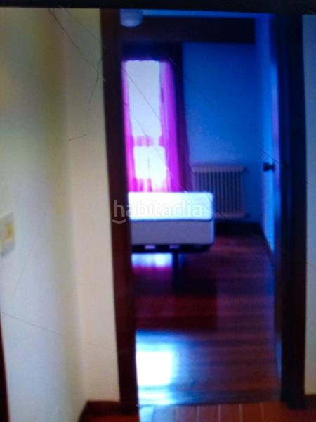 Foto ae9229fc-0428-40bf-ad8a-61804ef6a801. Alquiler piso gran oportunidad! se alquila piso en calle doctor teixeiro ( centro, plaza galicia) piso de 1 habitacion, cocina, salón, cuarto de en Santiago de Compostela