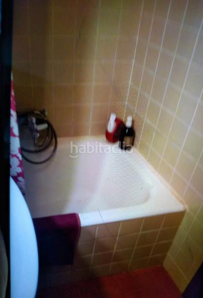 Foto bca90f12-2c45-4204-aa60-b62134ca2597. Alquiler piso gran oportunidad! se alquila piso en calle doctor teixeiro ( centro, plaza galicia) piso de 1 habitacion, cocina, salón, cuarto de en Santiago de Compostela