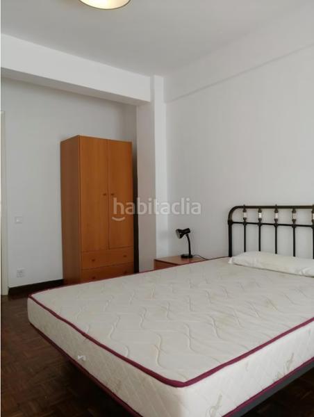 Foto a596b334-1524-4a9f-8592-2288dac1e6cc. Alquiler piso gran oportunidad!!! se alquila piso a estudiantes para el curso académico (posibilidad de 12 meses) en la calle santiago del ester en Santiago de Compostela