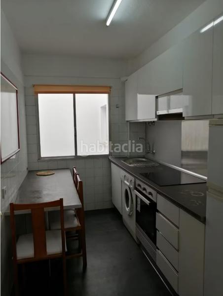 Foto 2d42bb68-b620-470e-a6b6-0cea891fa63b. Rent flat in Ensanche - Sar Santiago de Compostela