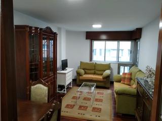 Location Appartement  Avenida de vilagarcía. Gran oportunidad!!! se alquila piso en perfecto estado en la ave