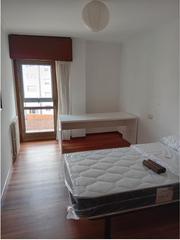 Location Appartement  Rúa de san pedro de mezonzo. Gran oportunidad!!! se alquila piso a estudiantes para el curso