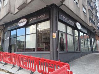 Lloguer Local Comercial  Avenida rosalía de castro. Gran oportunidad!!! se alquila bajo en avenida rosalía de castro