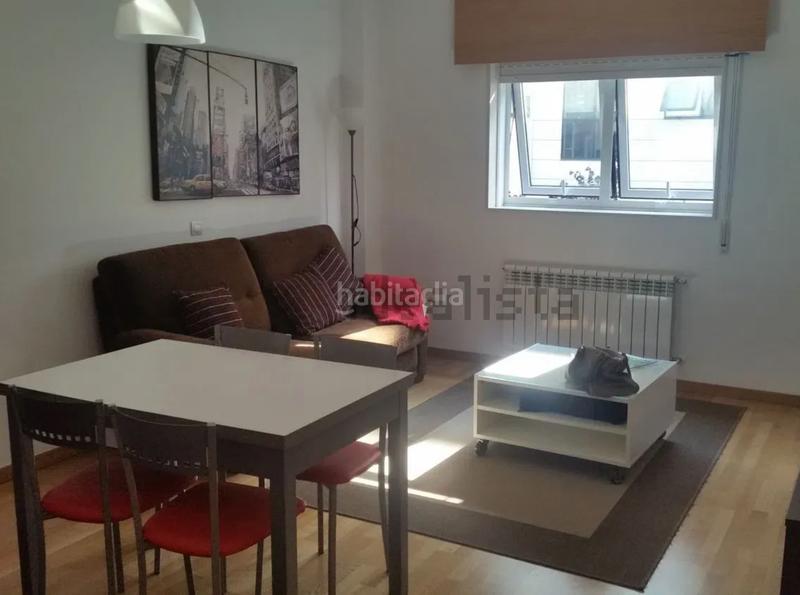 Foto 507bb6f8-dbd3-48a8-8dd1-b166b1d2ea4a. Pis a Castiñeiriño - Cruceiro de Sar Santiago de Compostela