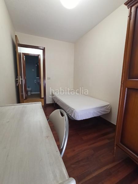 Foto 28b68dcd-09eb-4836-bdc6-bc3dc870dcc7. Miete etagenwohnung in Ensanche - Sar Santiago de Compostela