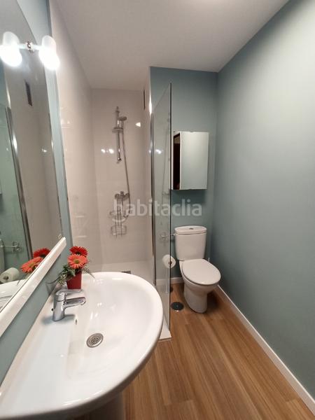 Foto 9e6ff135-a3e8-4e33-aef4-09231896ae61. Miete etagenwohnung in Ensanche - Sar Santiago de Compostela