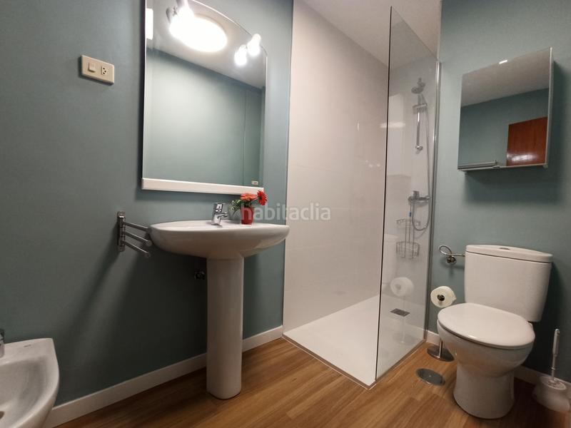 Foto a45dbaae-28af-45bf-87f8-eda3cb68b2ed. Miete etagenwohnung in Ensanche - Sar Santiago de Compostela