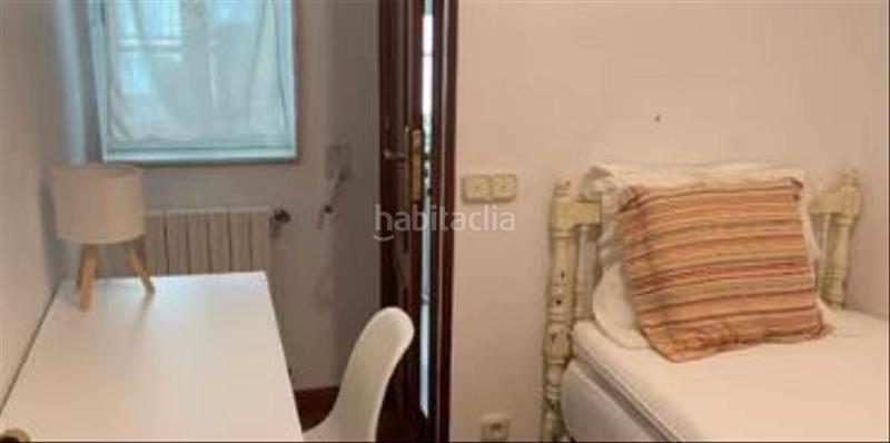 Foto 223ade45-0fb0-4b35-86ae-78eb4c7f3413. Rent flat in Casco Histórico Santiago de Compostela