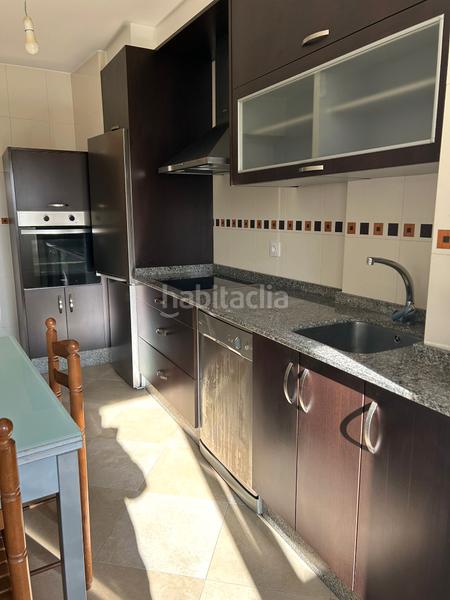 Foto e9588276-0ffa-4b4d-a1a5-668cd9e110f3. Location appartement avec parking dans Conxo Santiago de Compostela