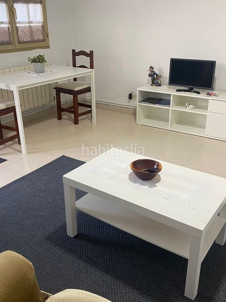 Foto 58d7ea26-1633-44b4-9158-664866aa66a0. Affitto piccolo appartamento in Estrada (A)