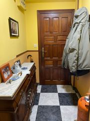 Miete Etagenwohnung  Rúa de alexandre bóveda. Gran oportunidad!!!se alquila piso a estudiantes, exterior!!!!!