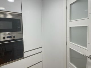 Rent Flat  Rúa da república de el salvador. ?gran oportunidad!!!! se alquila piso estudiantes, curso,( de se